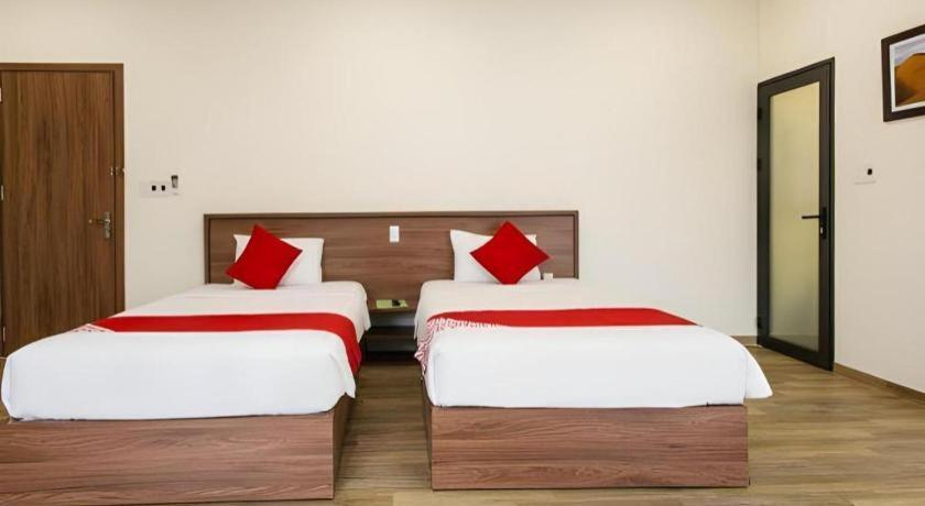 Oyo 90636 Teratak Zakiah Chalet Jerantut Esterno foto