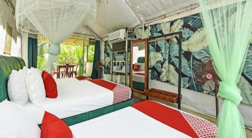Oyo 90636 Teratak Zakiah Chalet Jerantut Esterno foto