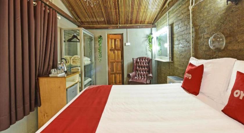 Oyo 90636 Teratak Zakiah Chalet Jerantut Esterno foto